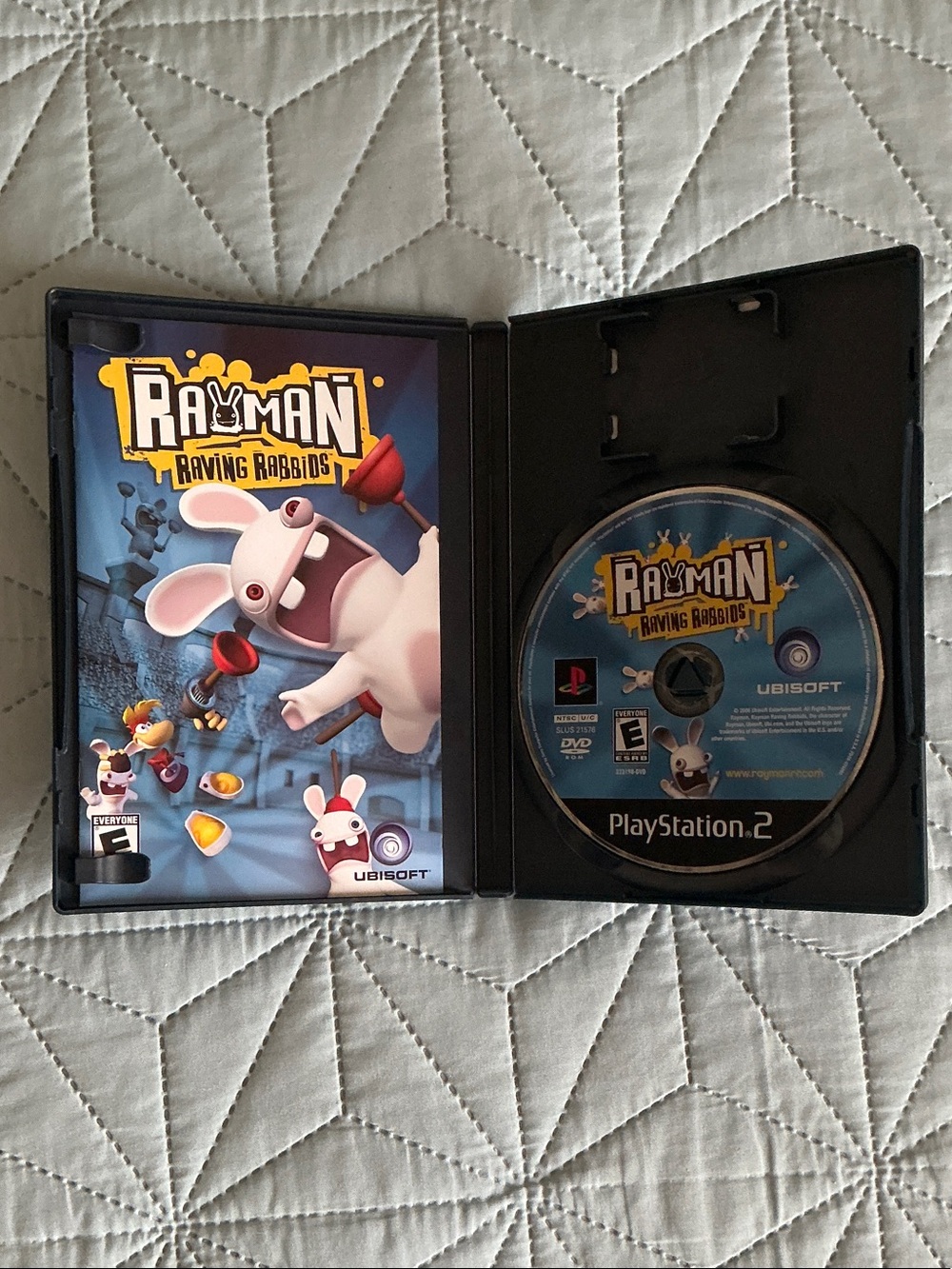 Rayman Raving Rabbids (PlayStation 2) - Picture 3 of 3